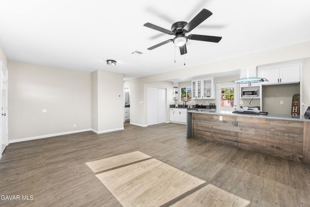 45309 Newtree Avenue, Lancaster, CA 93534