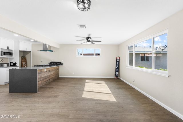 45309 Newtree Avenue, Lancaster, CA 93534