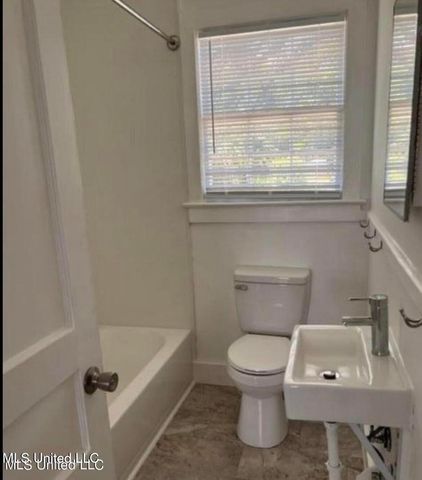 1054 Desoto Street, Biloxi, MS 39530