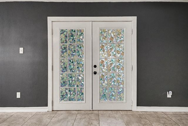 5001 Glenhaven Drive, Baytown, TX 77521