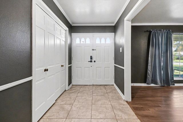 5001 Glenhaven Drive, Baytown, TX 77521