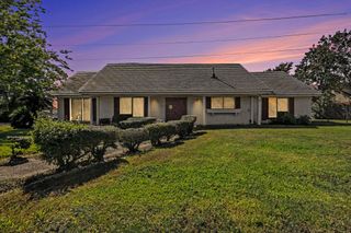 5001 Glenhaven Drive, Baytown, TX 77521