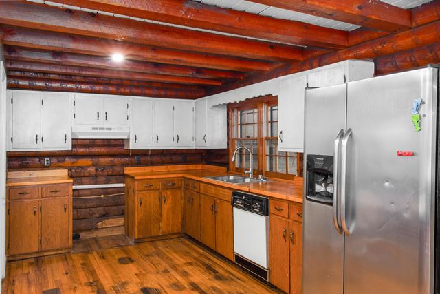 4497 Tom Cat Trail, London, KY 40741
