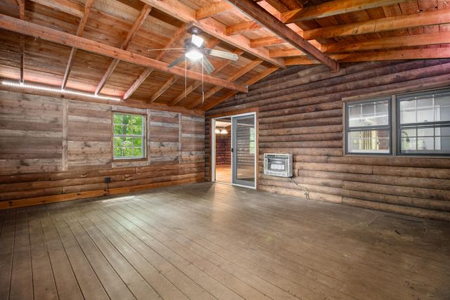 4497 Tom Cat Trail, London, KY 40741