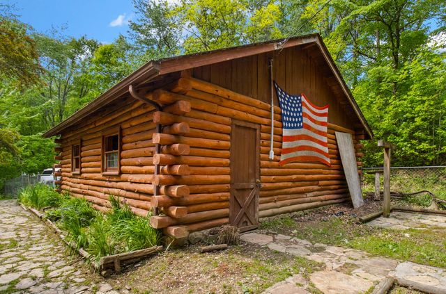 4497 Tom Cat Trail, London, KY 40741