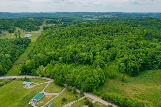 4497 Tom Cat Trail, London, KY 40741