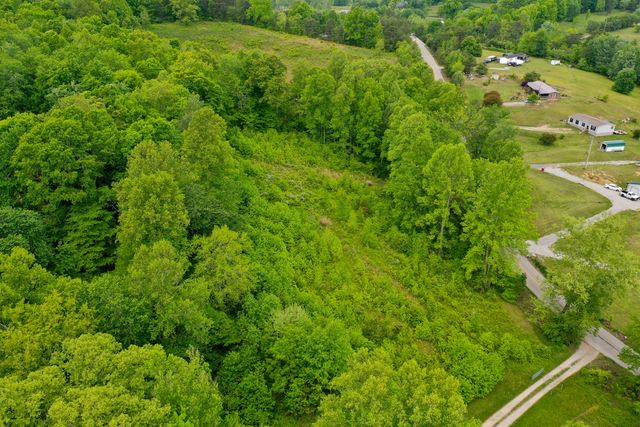 4497 Tom Cat Trail, London, KY 40741