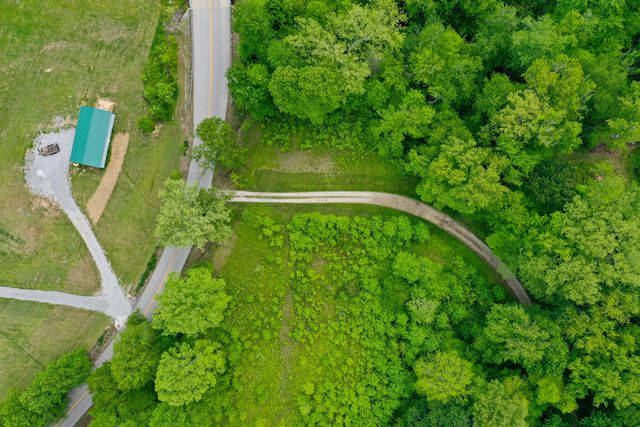 4497 Tom Cat Trail, London, KY 40741