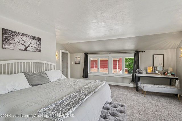 1712 Osborn Road, Lansing, MI 48915