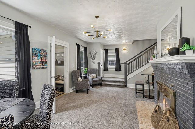 1712 Osborn Road, Lansing, MI 48915