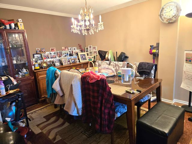 8101 W COURTE Drive 307, Niles, IL 60714