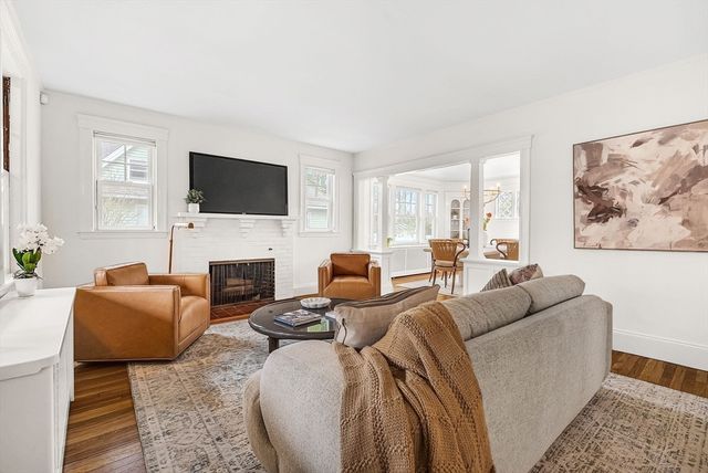 29 Thaxter Rd, Newton, MA 02460