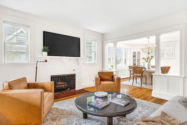 29 Thaxter Rd, Newton, MA 02460