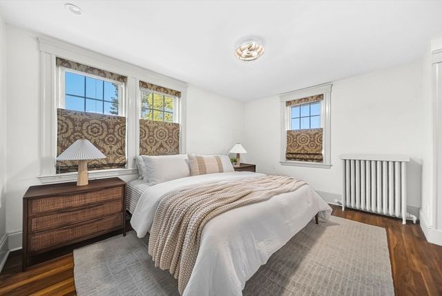 29 Thaxter Rd, Newton, MA 02460