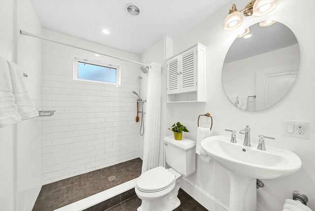 29 Thaxter Rd, Newton, MA 02460