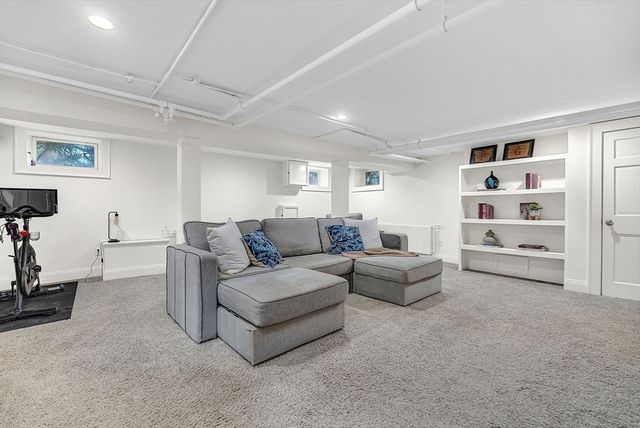 29 Thaxter Rd, Newton, MA 02460
