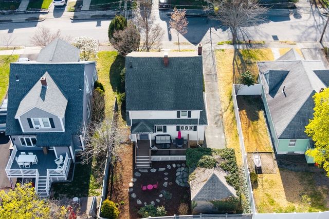 29 Thaxter Rd, Newton, MA 02460
