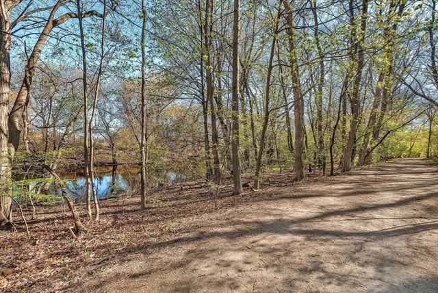 29 Thaxter Rd, Newton, MA 02460