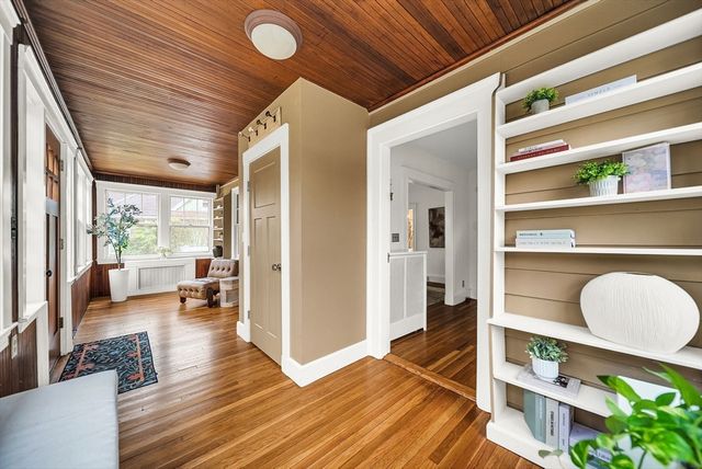 29 Thaxter Rd, Newton, MA 02460