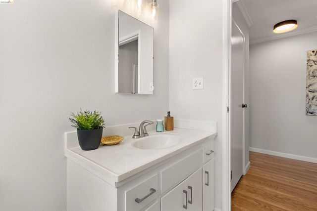 15555 Tilden St, San Leandro, CA 94579
