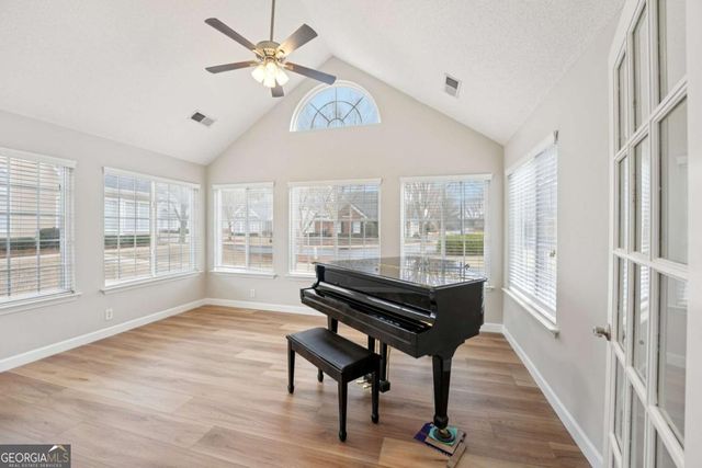 2607 Village Lane, Roswell, GA 30075