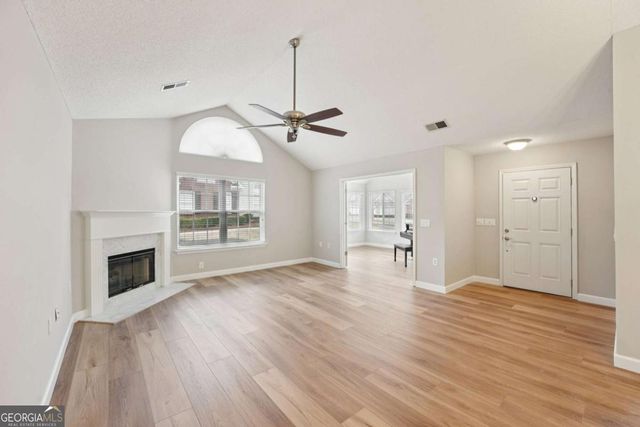 2607 Village Lane, Roswell, GA 30075