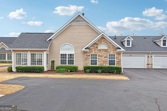 2607 Village Lane, Roswell, GA 30075