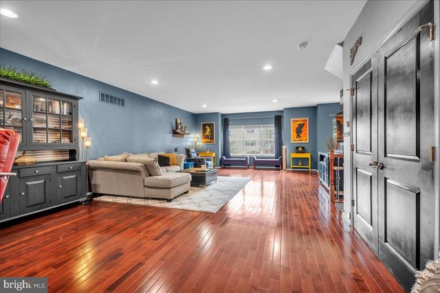 3 KEEGAN CT, Marlton, NJ 08053