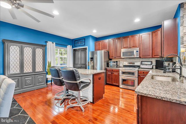 3 KEEGAN CT, Marlton, NJ 08053