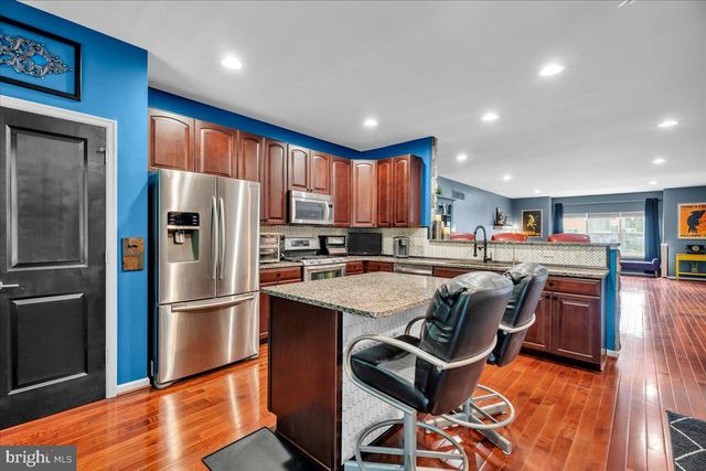 3 KEEGAN CT, Marlton, NJ 08053