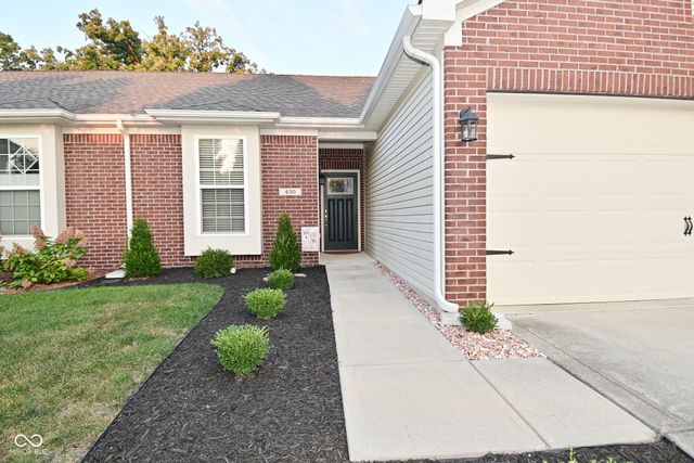 430 Angelina Way, Avon, IN 46123