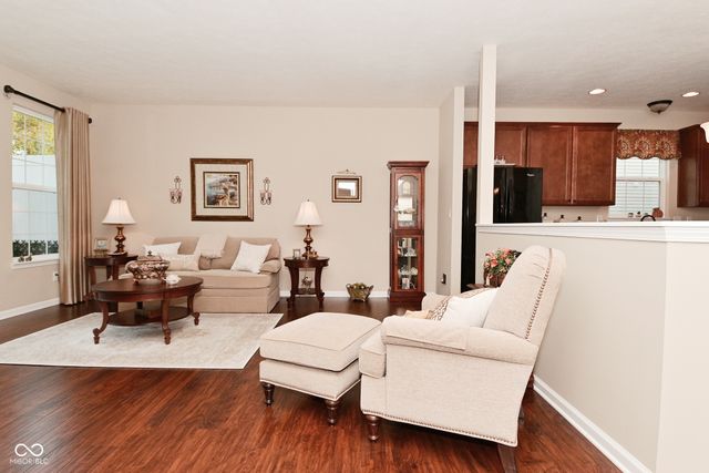 430 Angelina Way, Avon, IN 46123