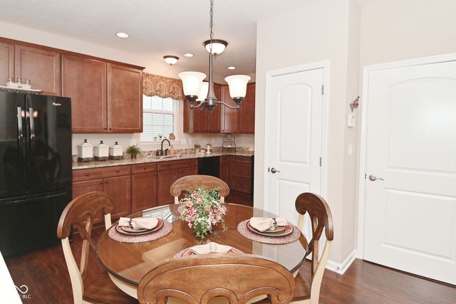 430 Angelina Way, Avon, IN 46123