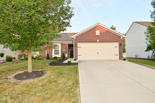 430 Angelina Way, Avon, IN 46123