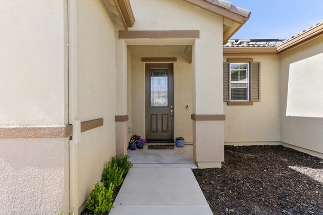 1164 Kanon Clover Way, Lincoln, CA 95648