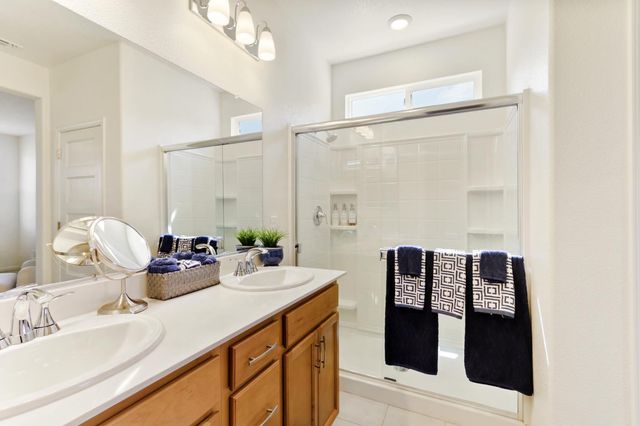 1164 Kanon Clover Way, Lincoln, CA 95648