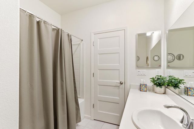 1164 Kanon Clover Way, Lincoln, CA 95648
