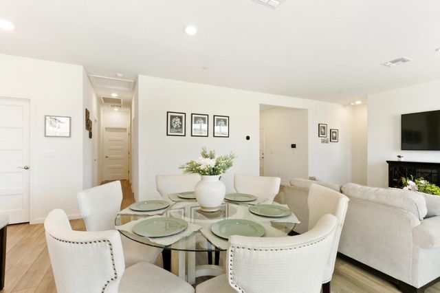 1164 Kanon Clover Way, Lincoln, CA 95648