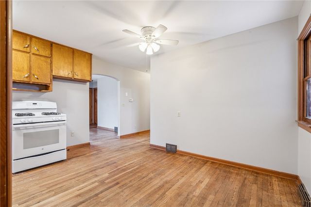 620 6th Avenue, Marion, IA 52302