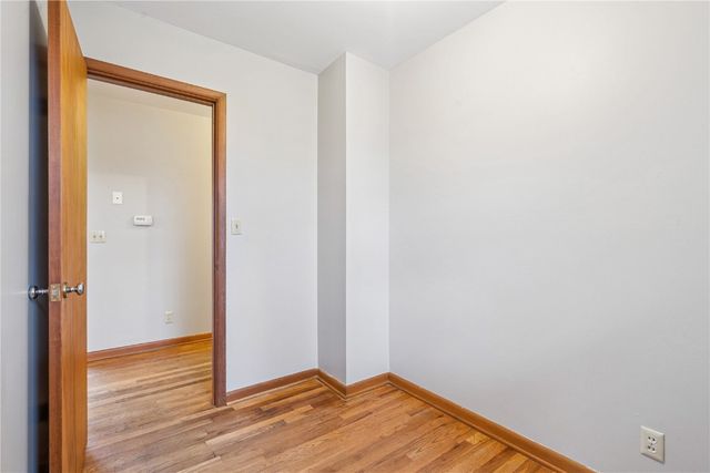 620 6th Avenue, Marion, IA 52302