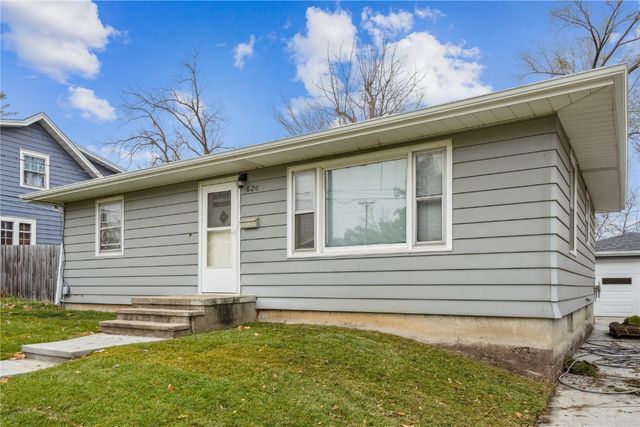 620 6th Avenue, Marion, IA 52302
