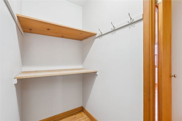 620 6th Avenue, Marion, IA 52302