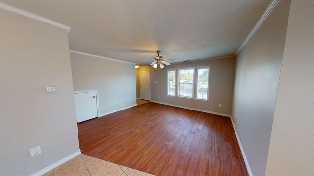 2305 Cornell, College Station, TX 77840