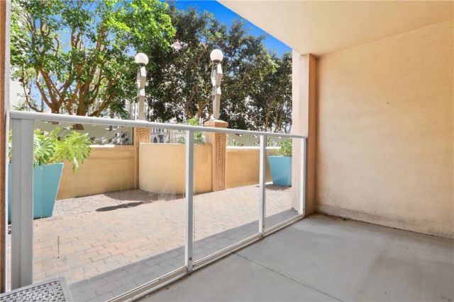 488 E Ocean Boulevard 105, Long Beach, CA 90802