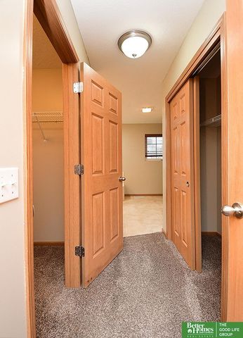 2108 Plymouth Rock Road, Bellevue, NE 68123