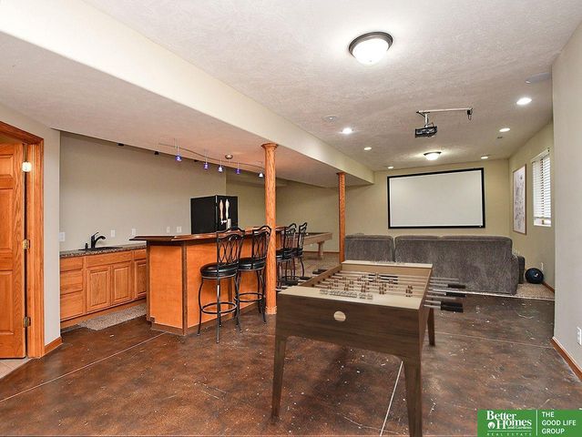 2108 Plymouth Rock Road, Bellevue, NE 68123