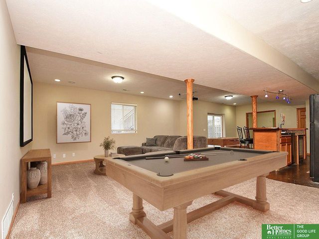 2108 Plymouth Rock Road, Bellevue, NE 68123