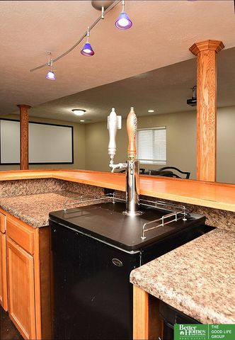 2108 Plymouth Rock Road, Bellevue, NE 68123