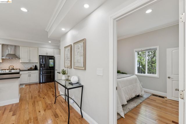 812 37Th St, Oakland, CA 94608