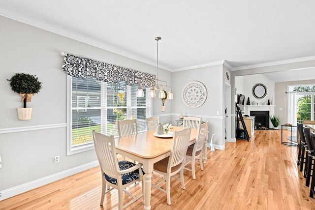 14 Meadowbrook Dr, Plymouth, MA 02360